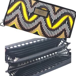 NWT Gigi Hill The Rita Large Continental Style Full Zip Wallet in Sundust Print